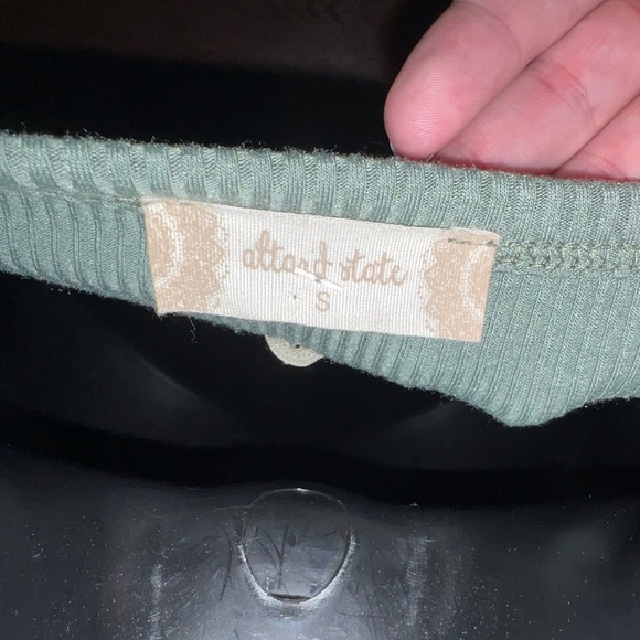 ⭐️NWT Altar'd State Green Ribbed Long Sleeve Corset Cropped Top Size S - Picture 10 of 12